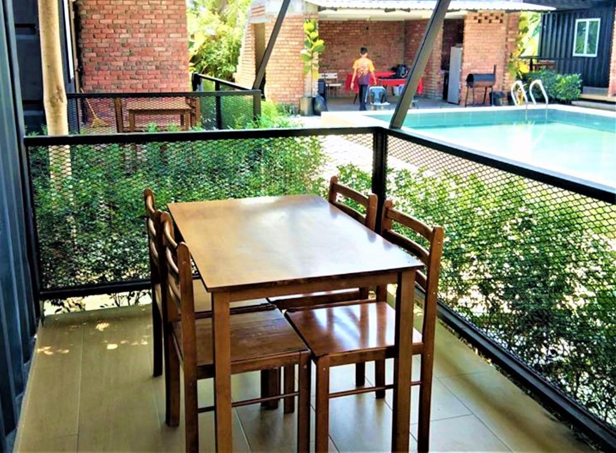 Petak Padin Cottage By The Pool, Kepala Batas  Exterior foto