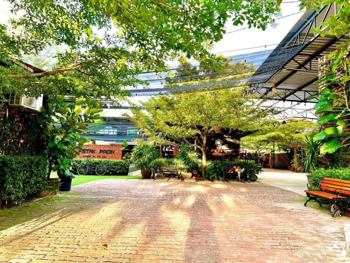 Petak Padin Cottage By The Pool, Kepala Batas  Exterior foto